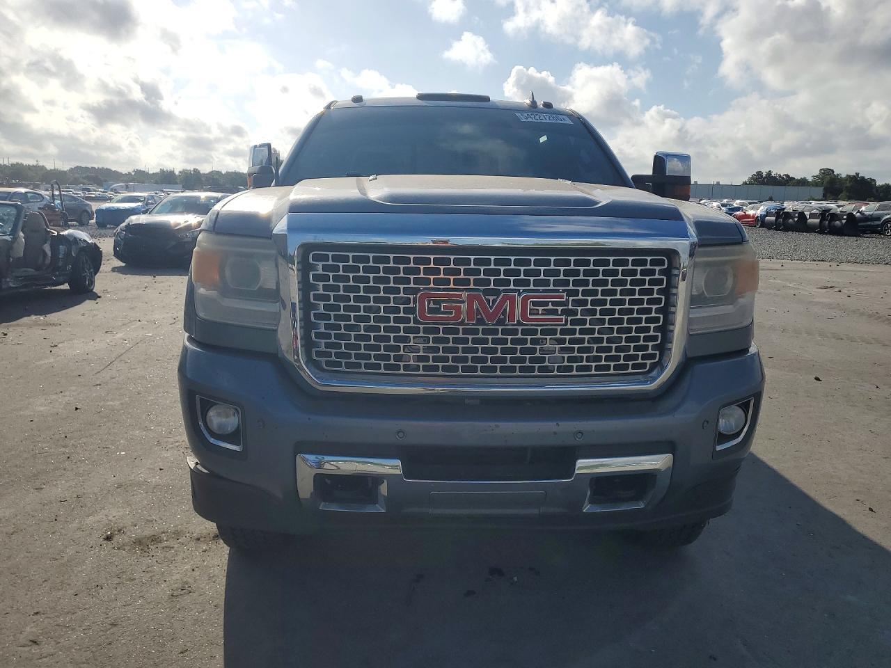 GMC Sierra K2500 Denali