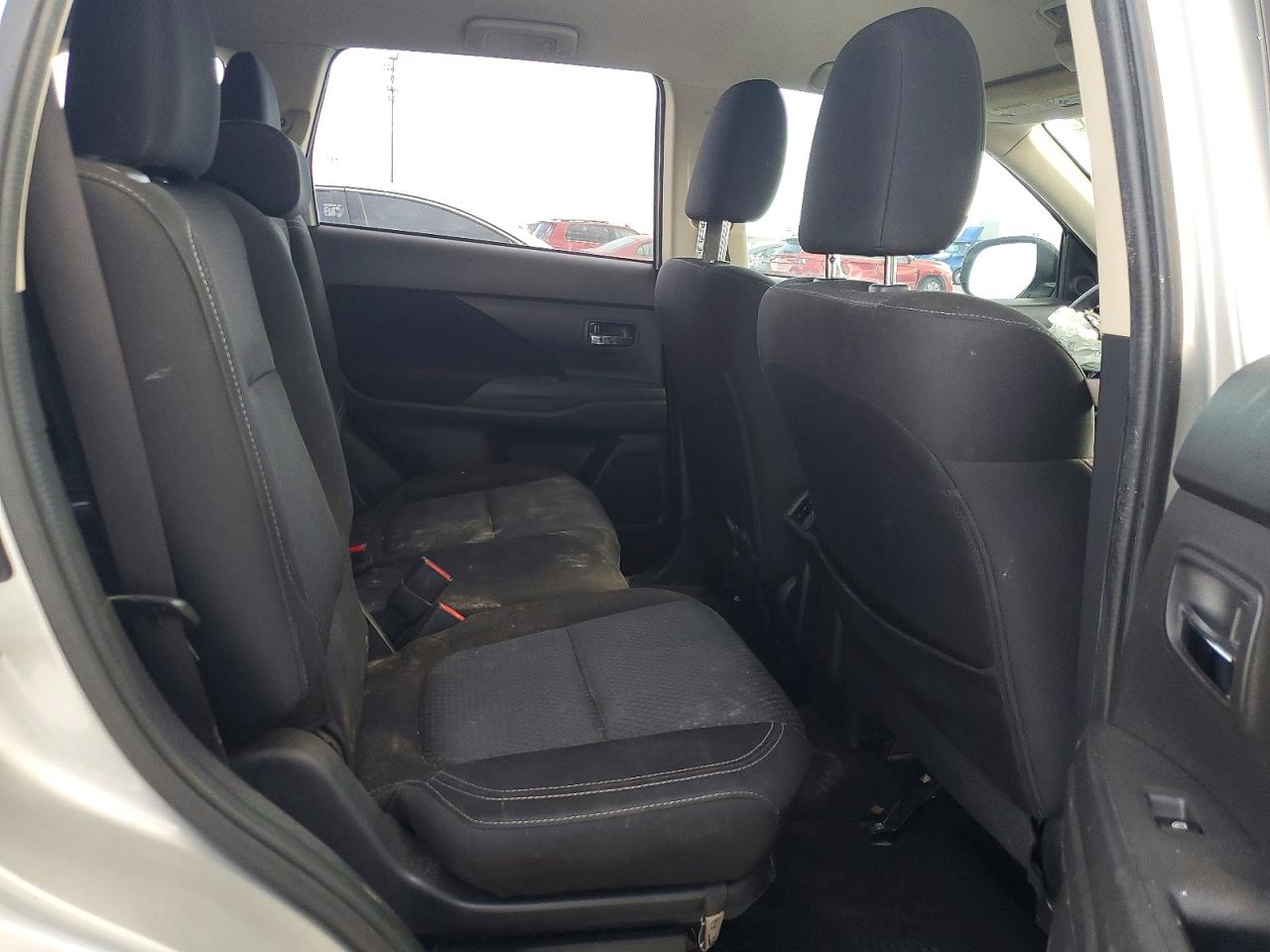 Mitsubishi Outlander Es