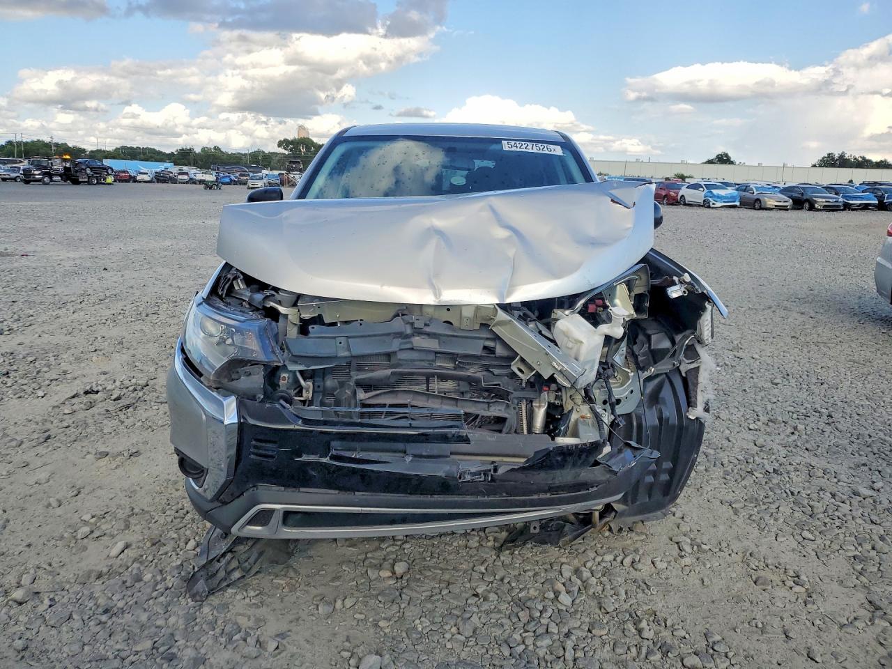 Mitsubishi Outlander Es