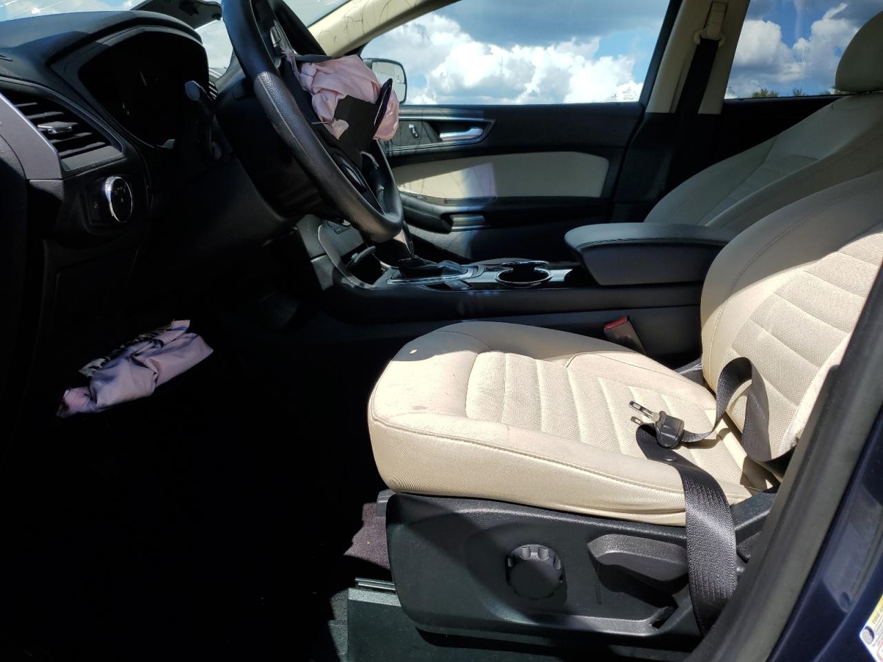 Ford Edge Se