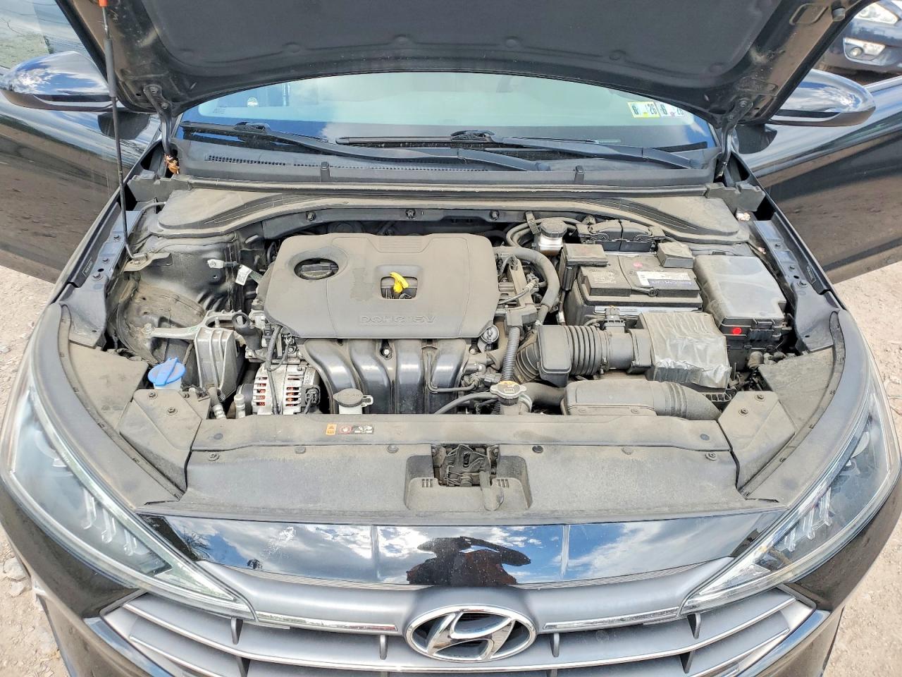 Hyundai ELANTRA Value Edition