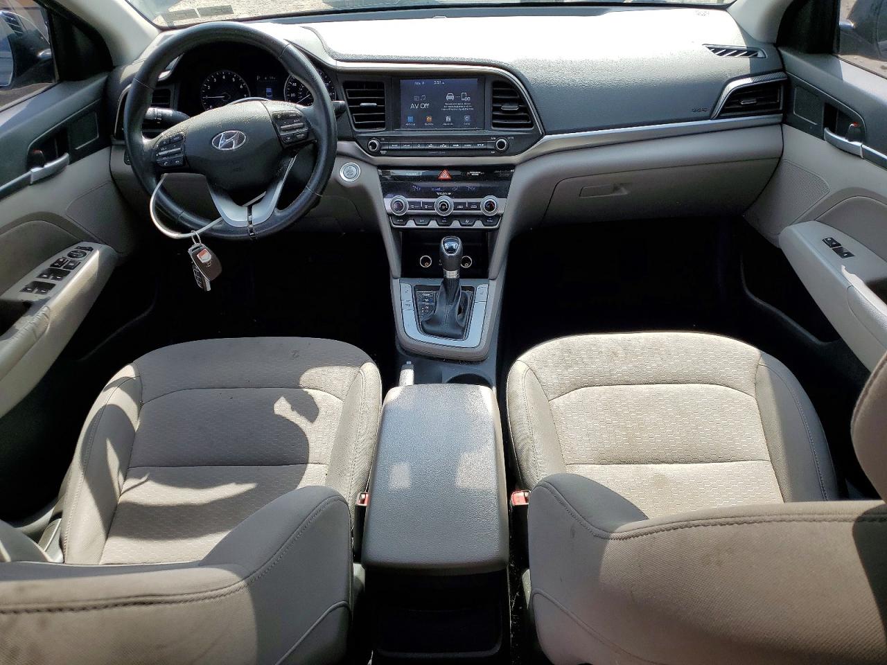 Hyundai ELANTRA Value Edition