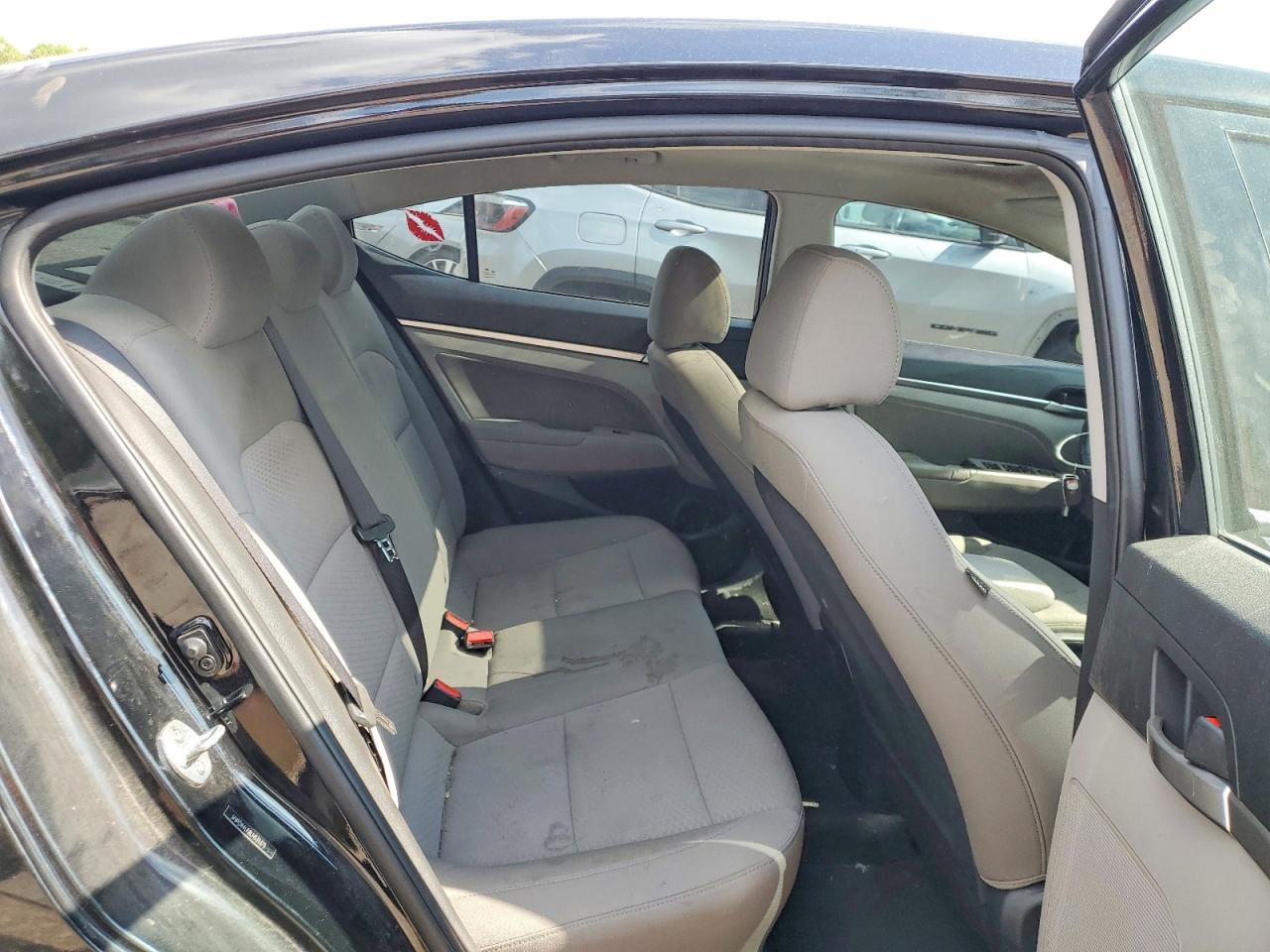 Hyundai ELANTRA Value Edition