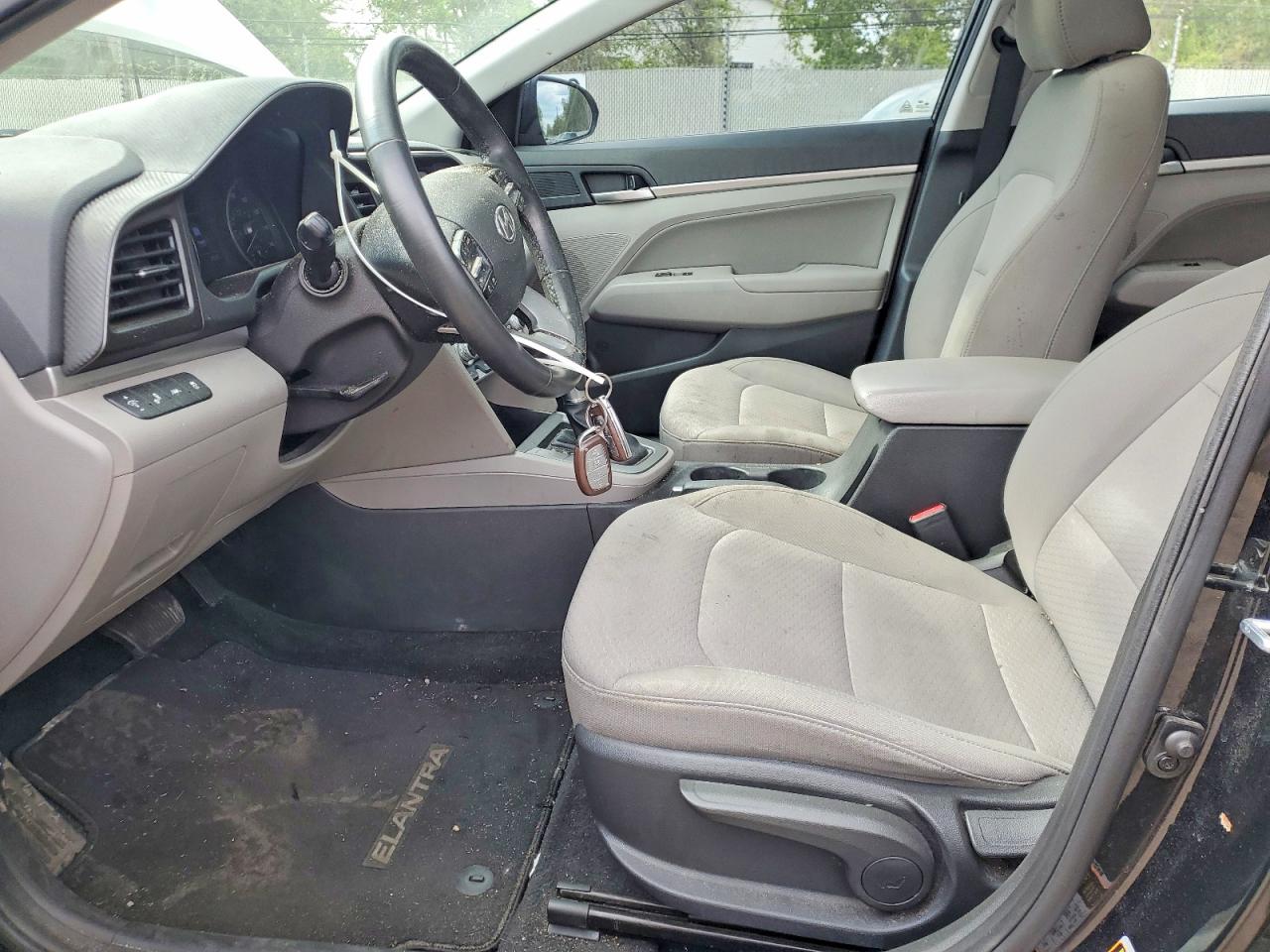 Hyundai ELANTRA Value Edition