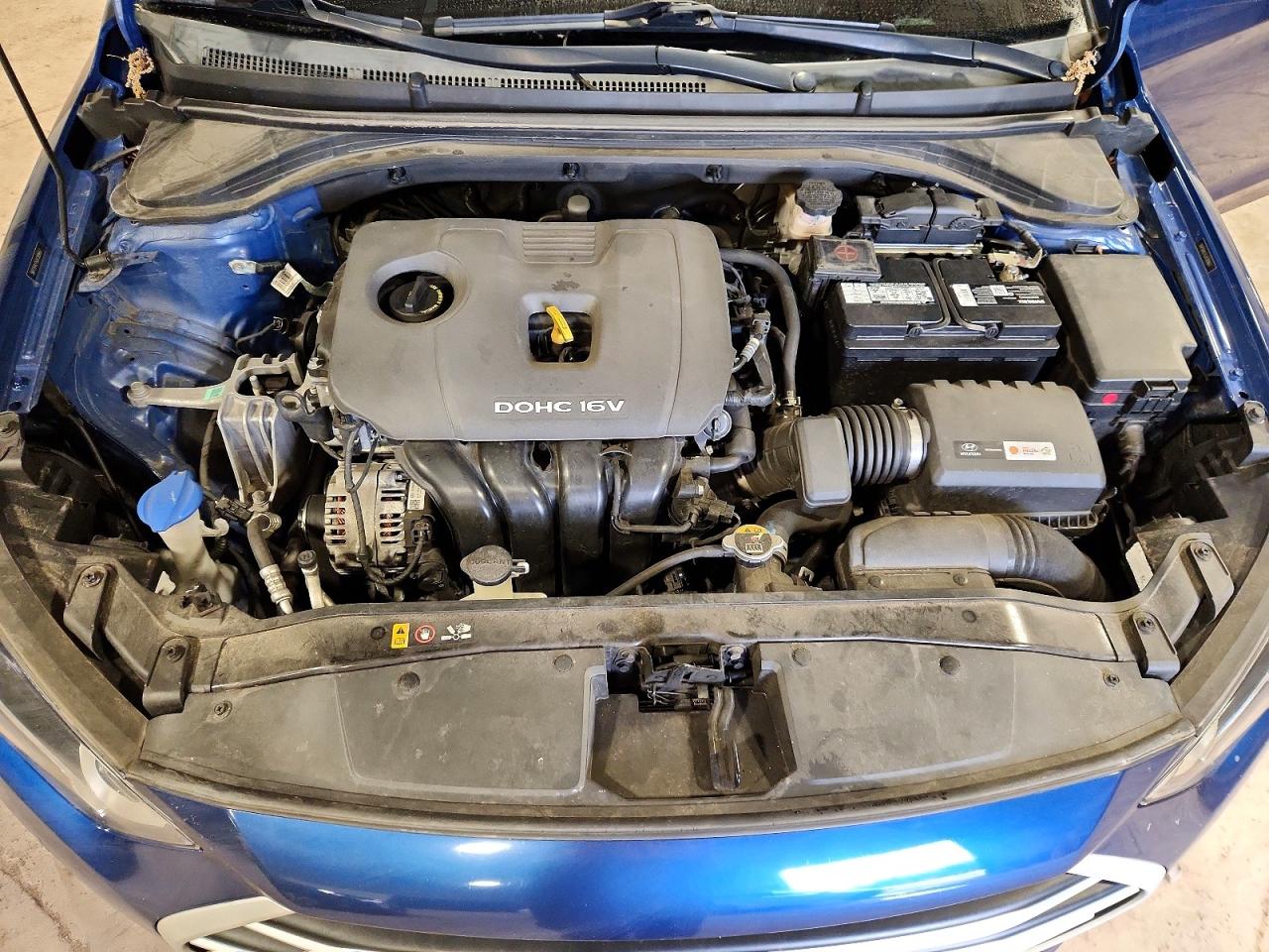 Hyundai ELANTRA Sel