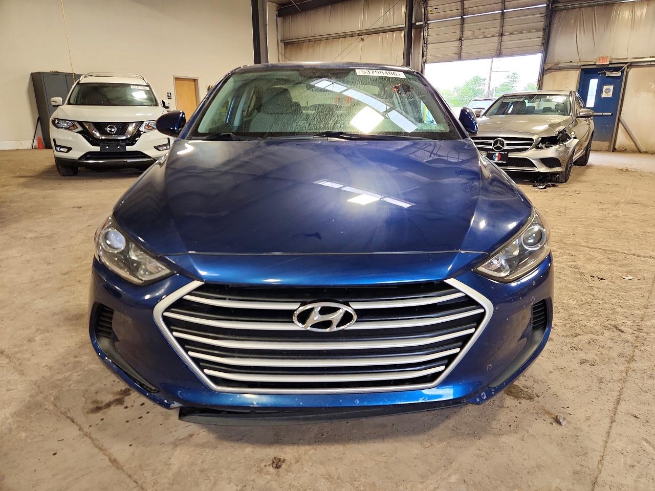 Hyundai ELANTRA Sel