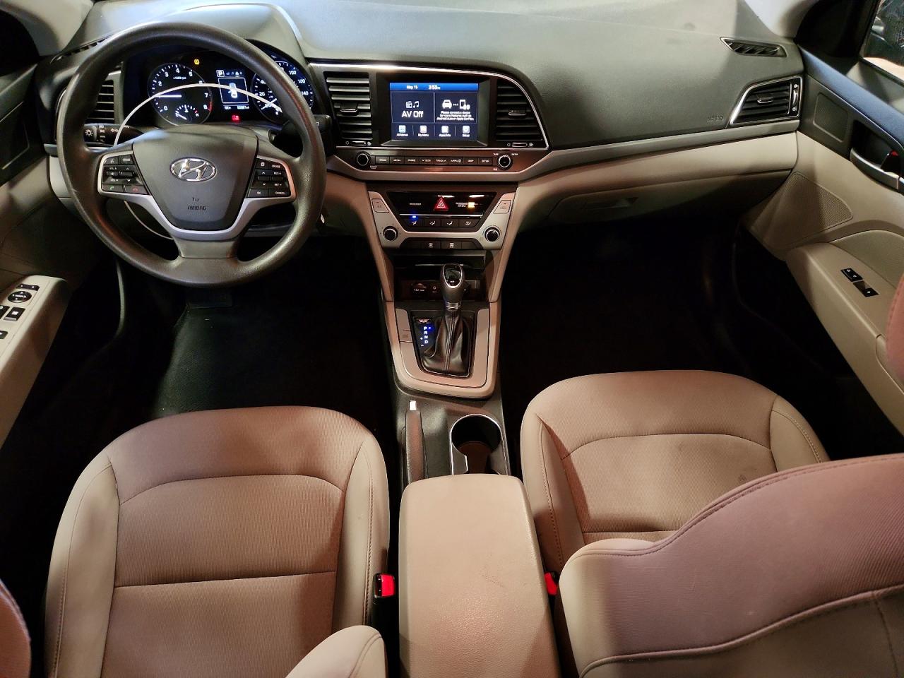 Hyundai ELANTRA Sel
