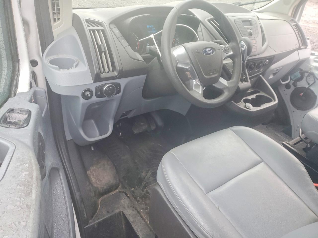 Ford Transit T-250