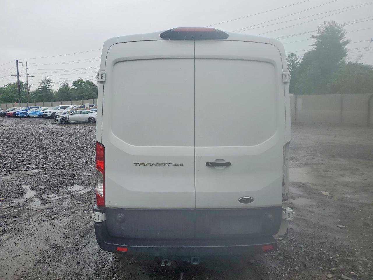 Ford Transit T-250