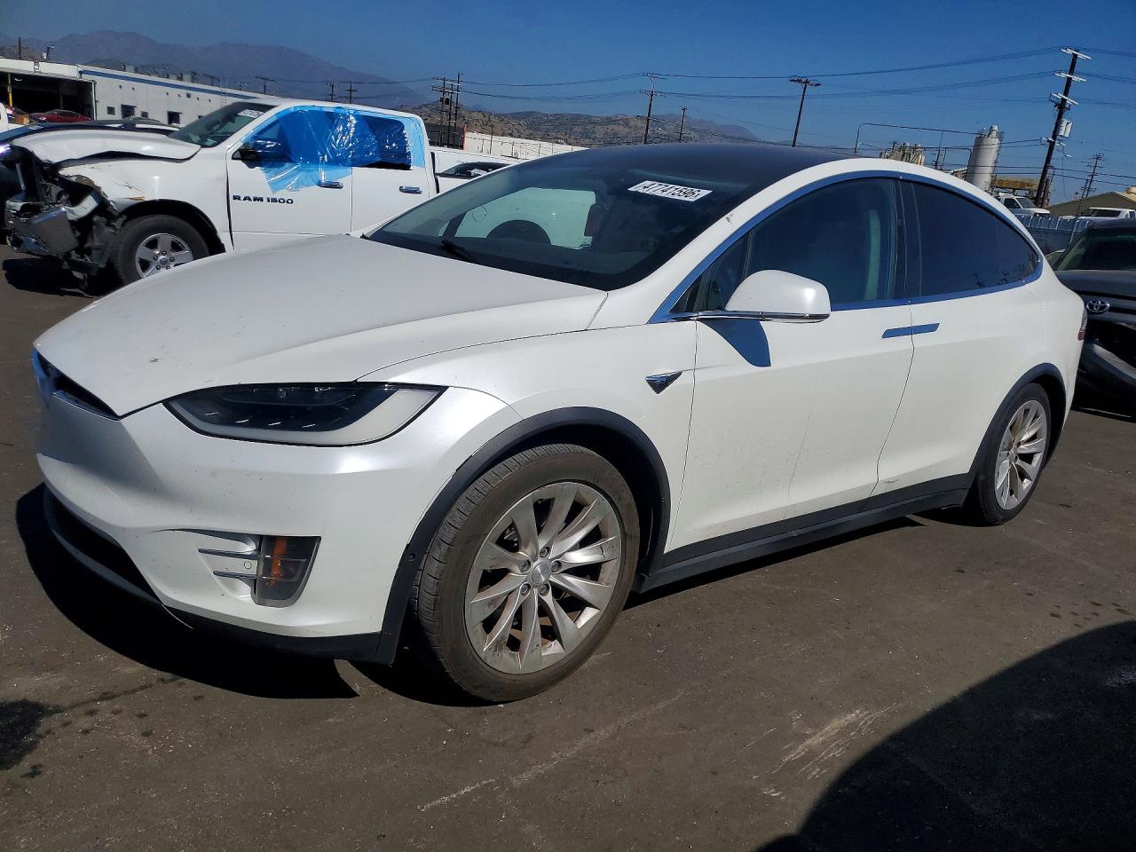 Salvage Tesla Model X Image