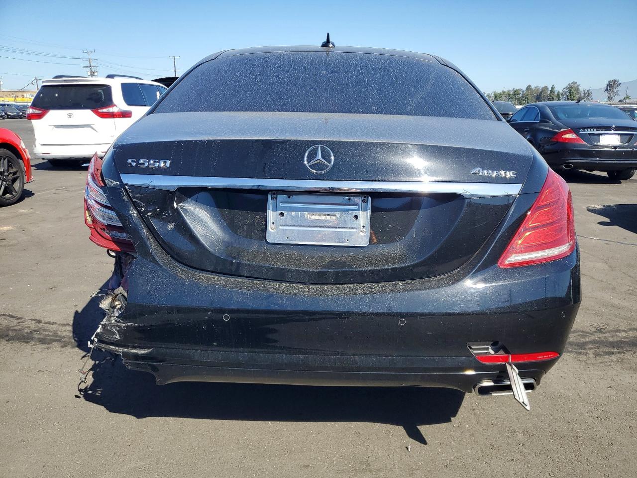 Mercedes-Benz S-Class 550 4matic
