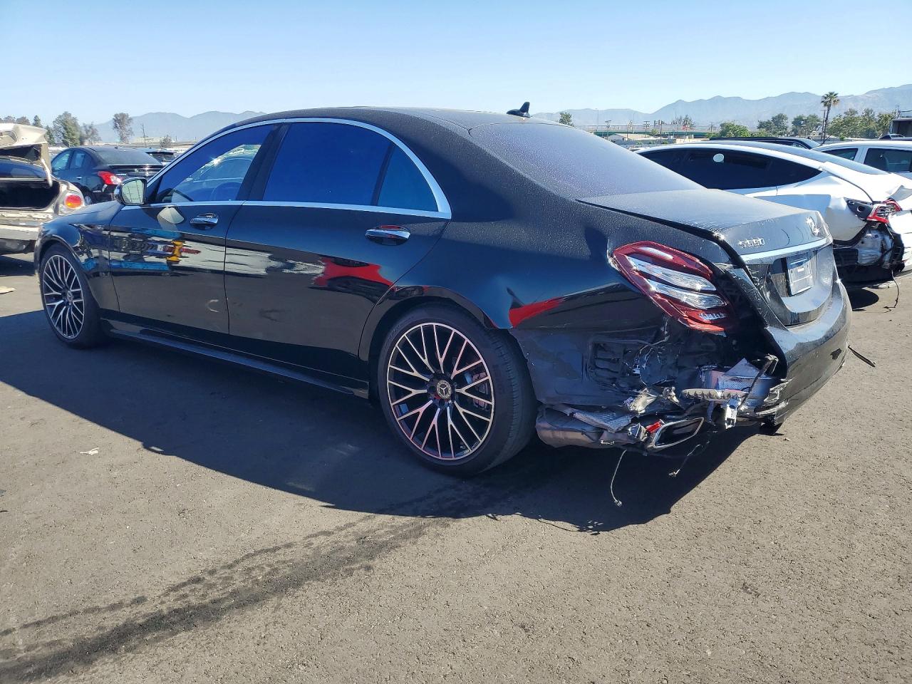 Mercedes-Benz S-Class 550 4matic