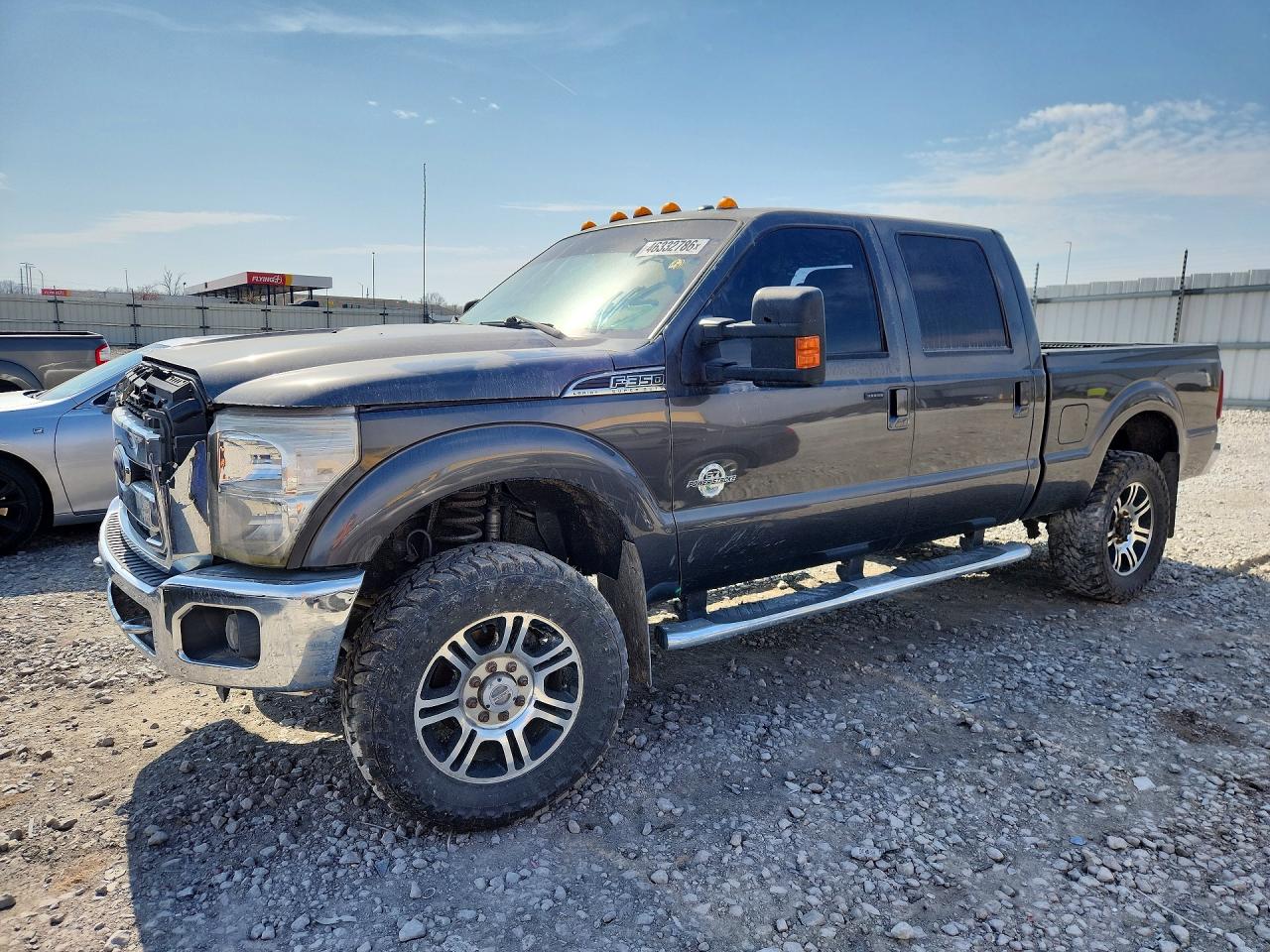Salvage Ford F-350 Image