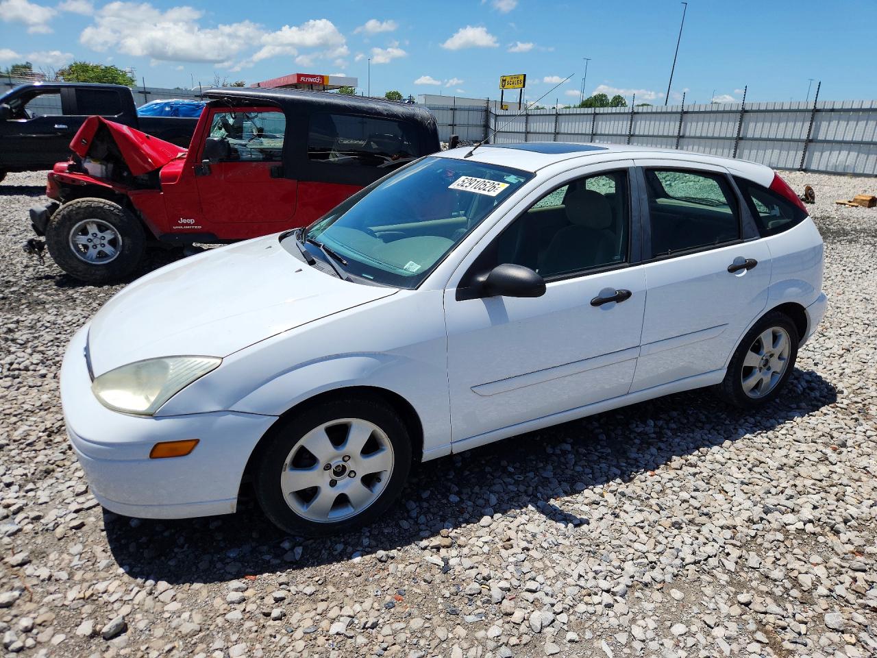 Salvage Ford Focus Image
