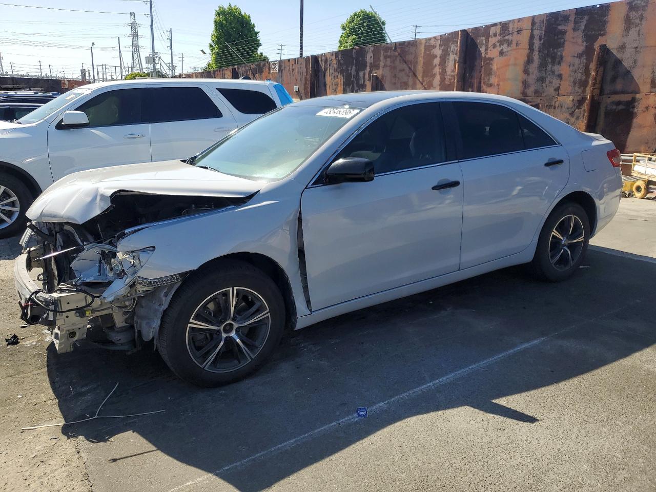 Salvage Toyota Camry Image