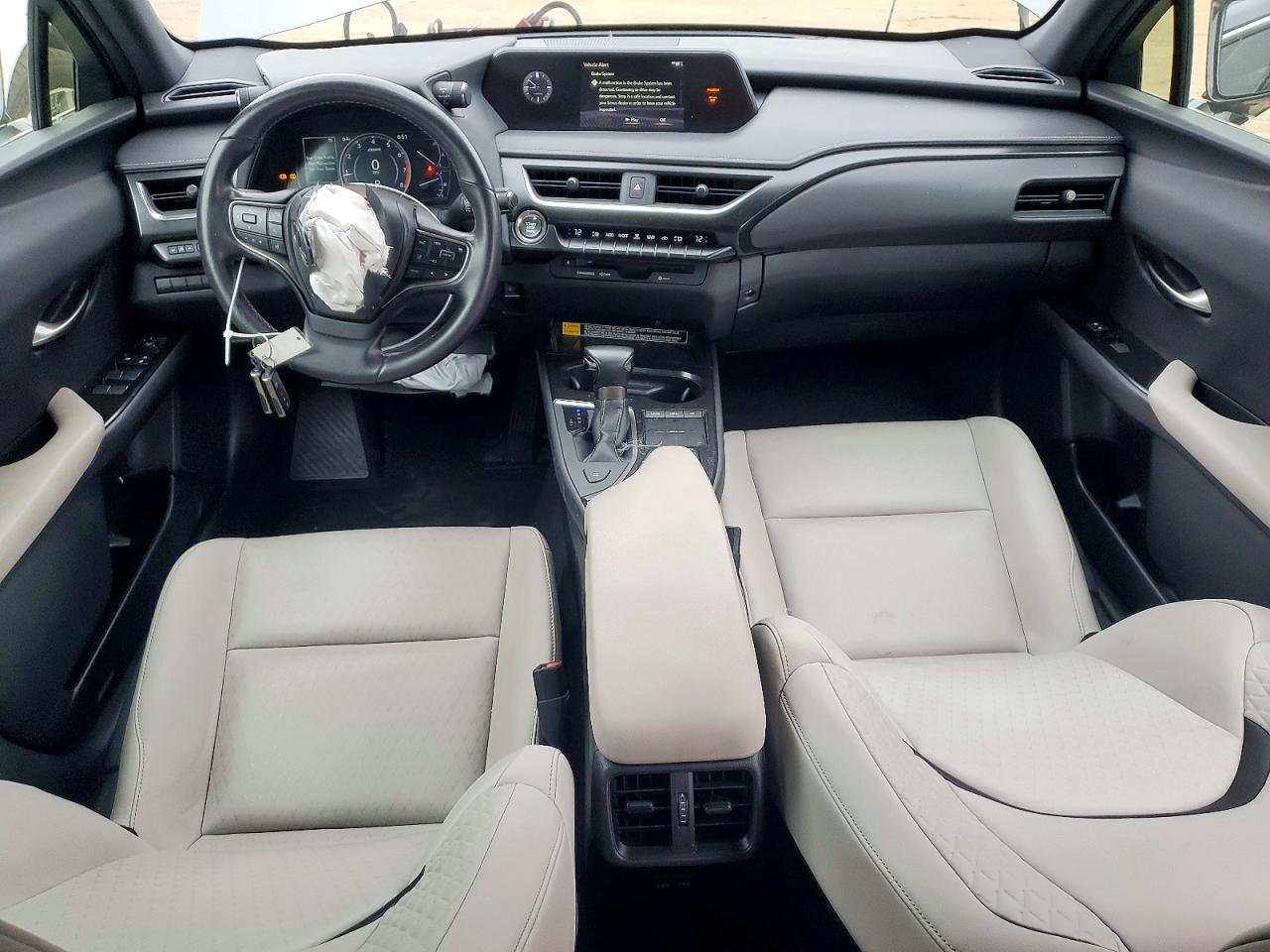 Lexus Ux 200