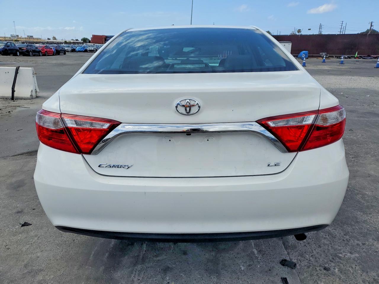 Toyota Camry Le