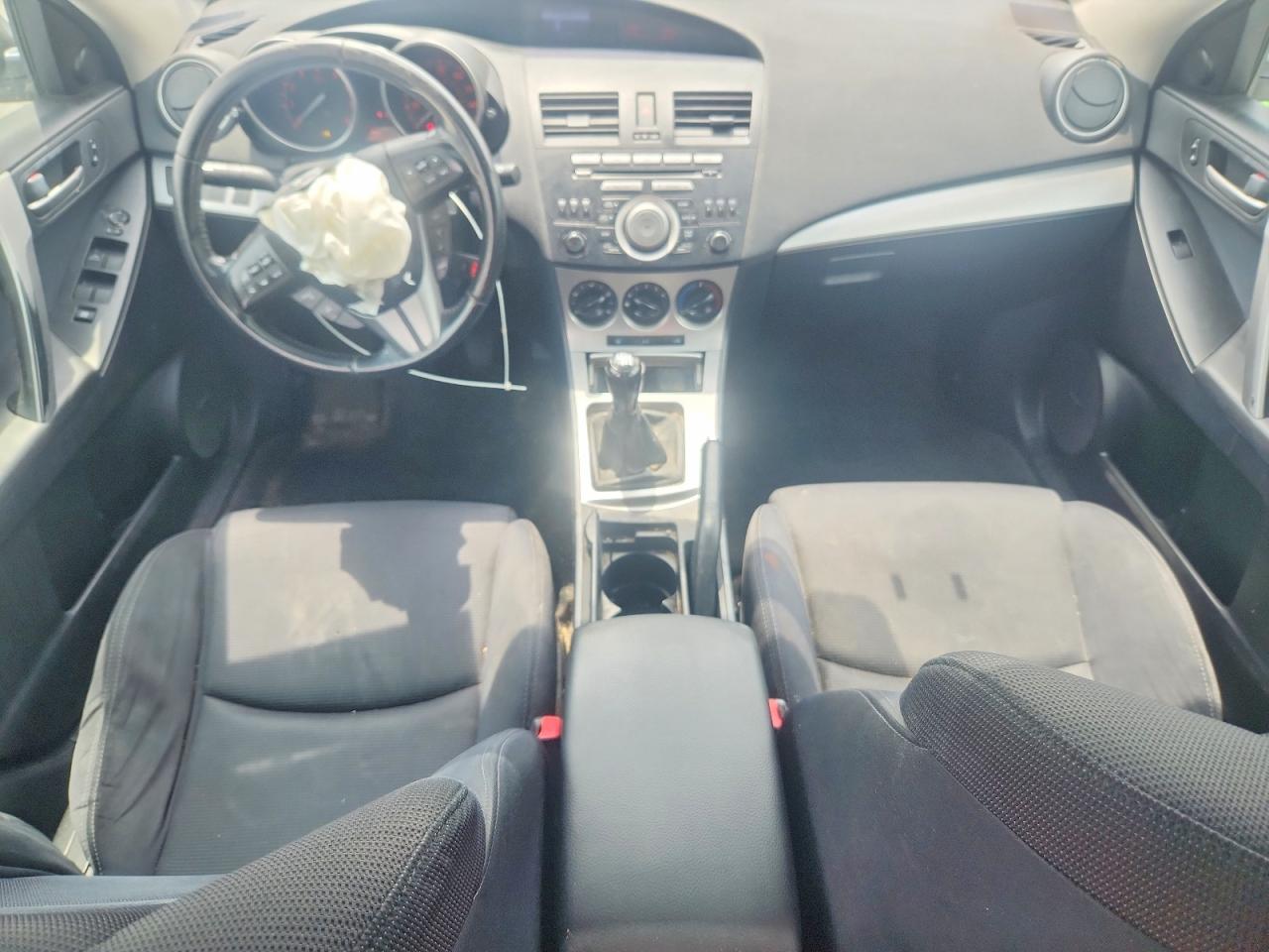Mazda Mazda3 S
