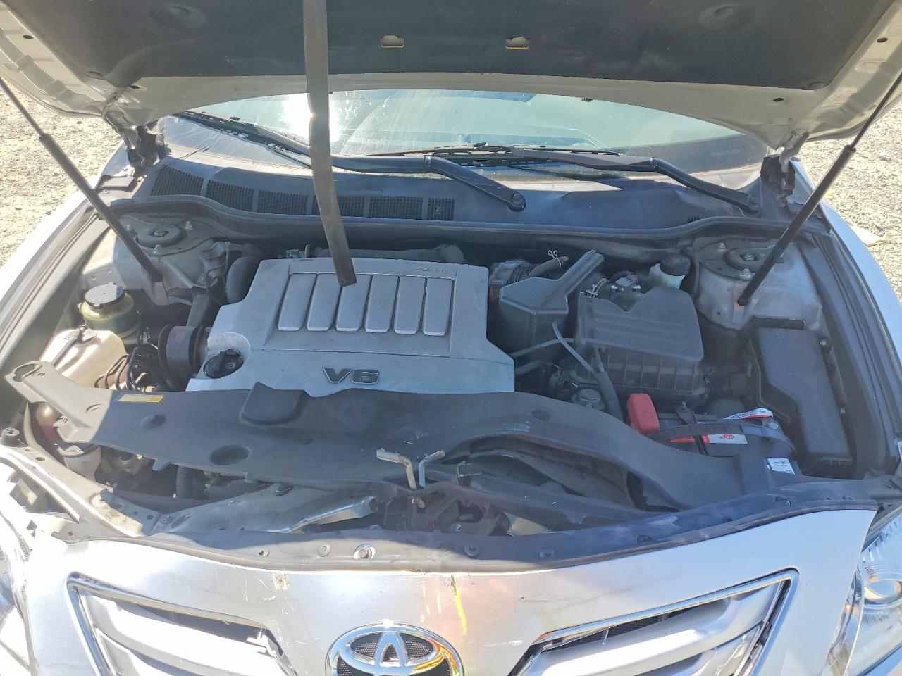 Toyota Camry Xle V6
