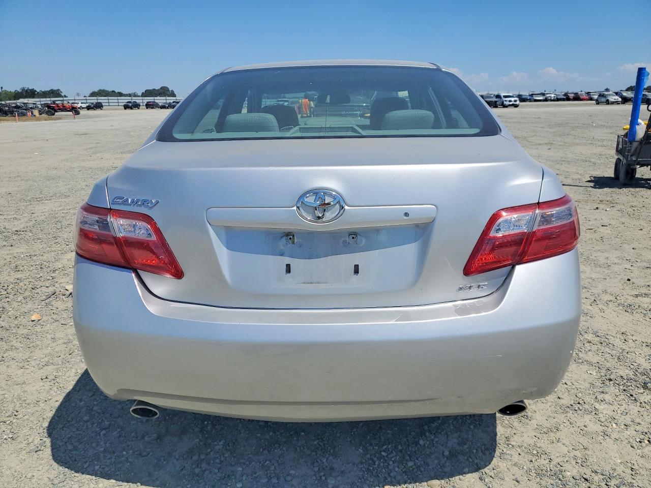 Toyota Camry Xle V6