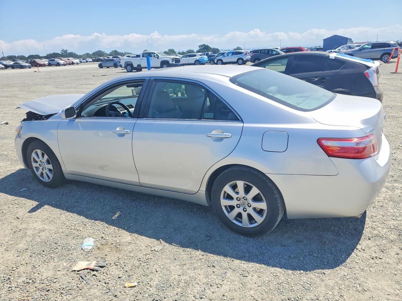 Toyota Camry Xle V6
