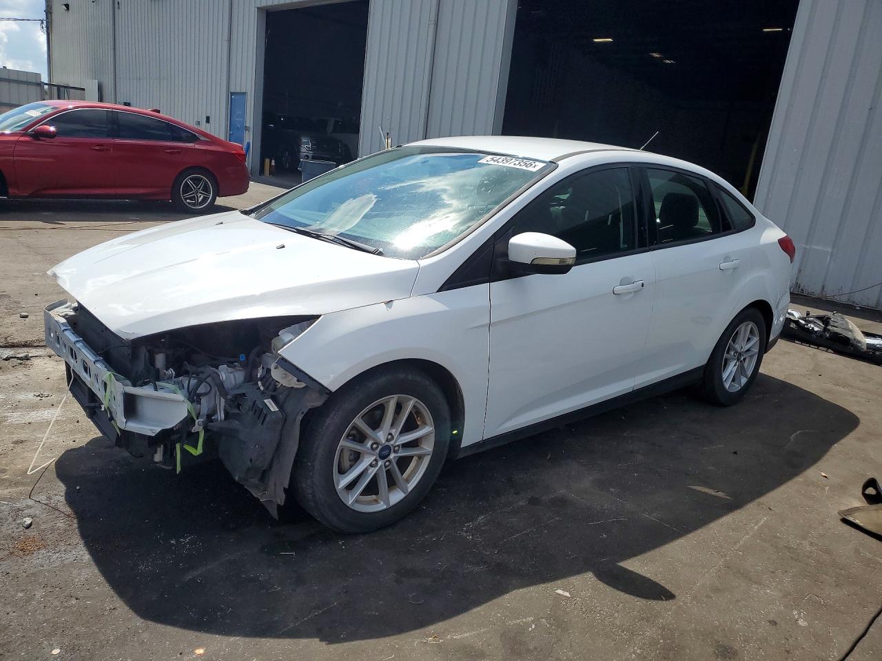 Salvage Ford Focus Image