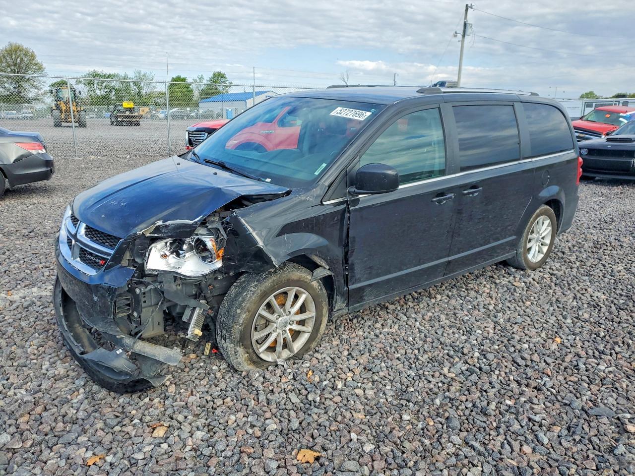 Salvage Dodge Caravan Image