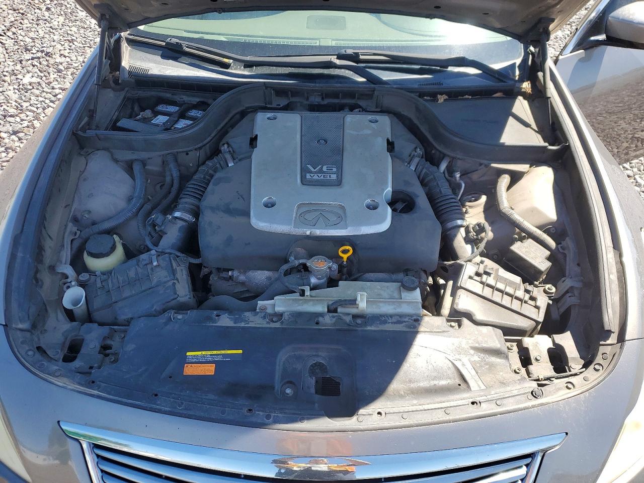 INFINITI G37 X