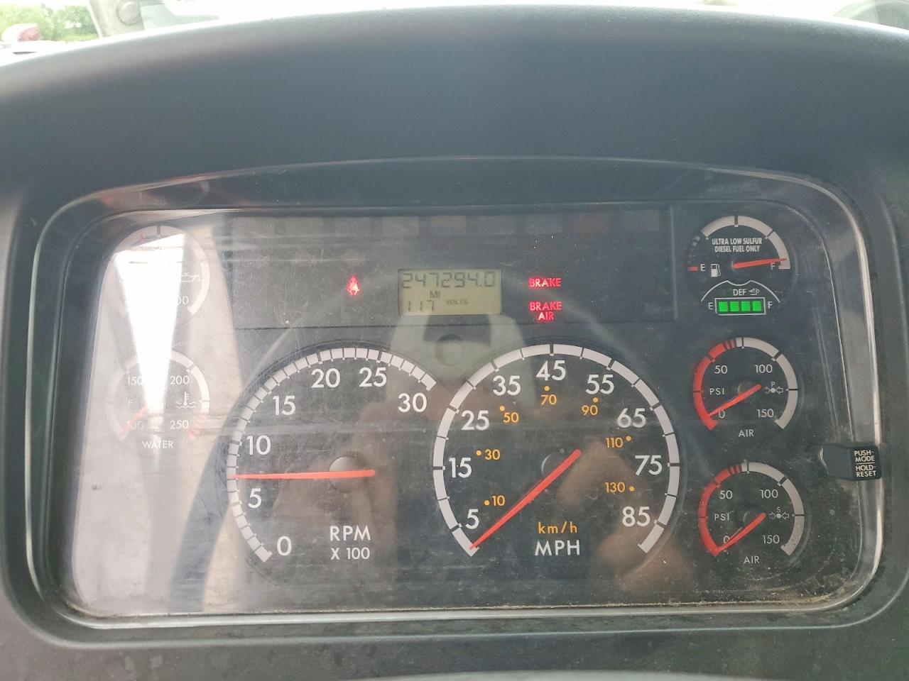 Freightliner M2