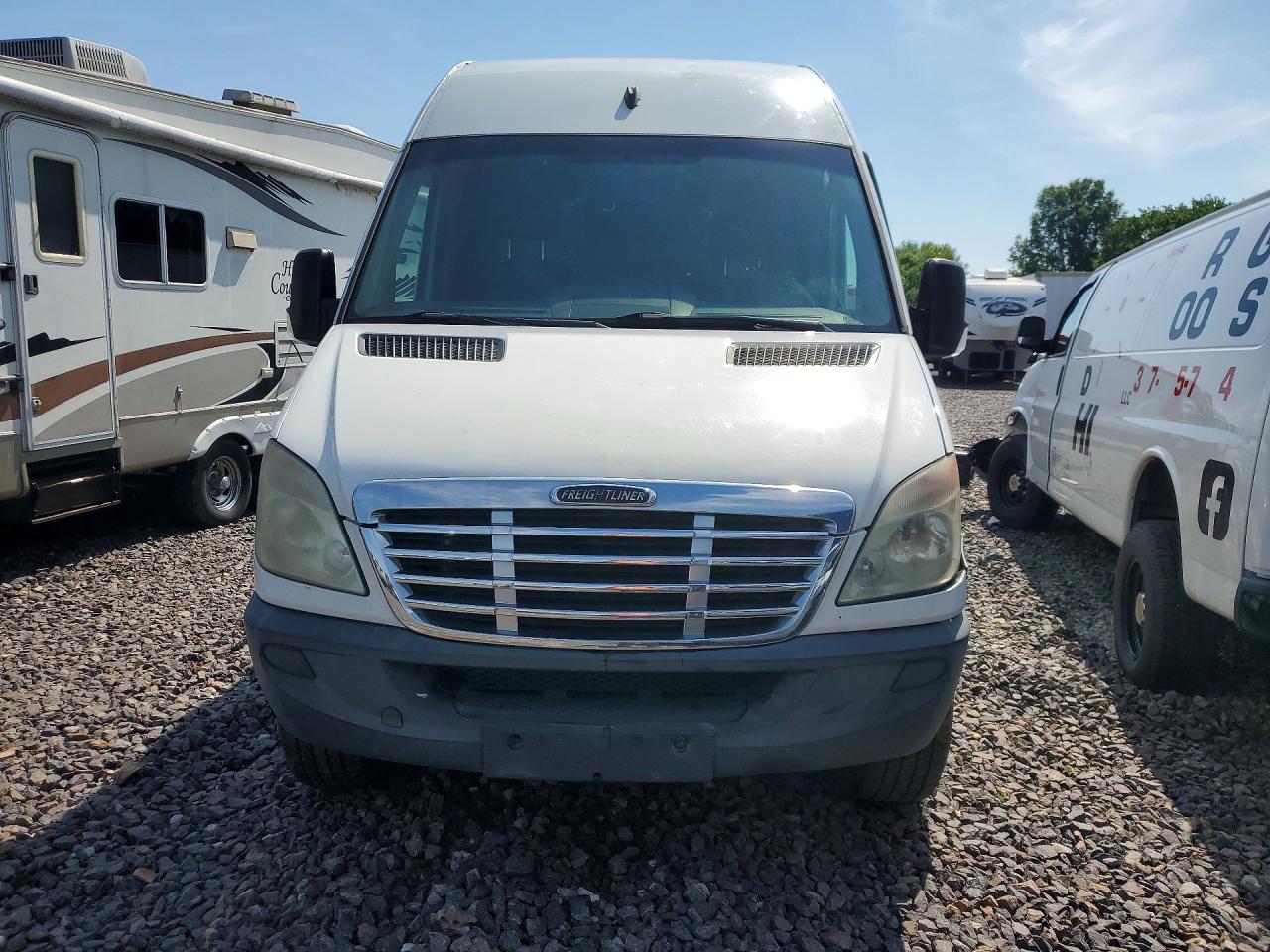 Freightliner Sprinter 2500