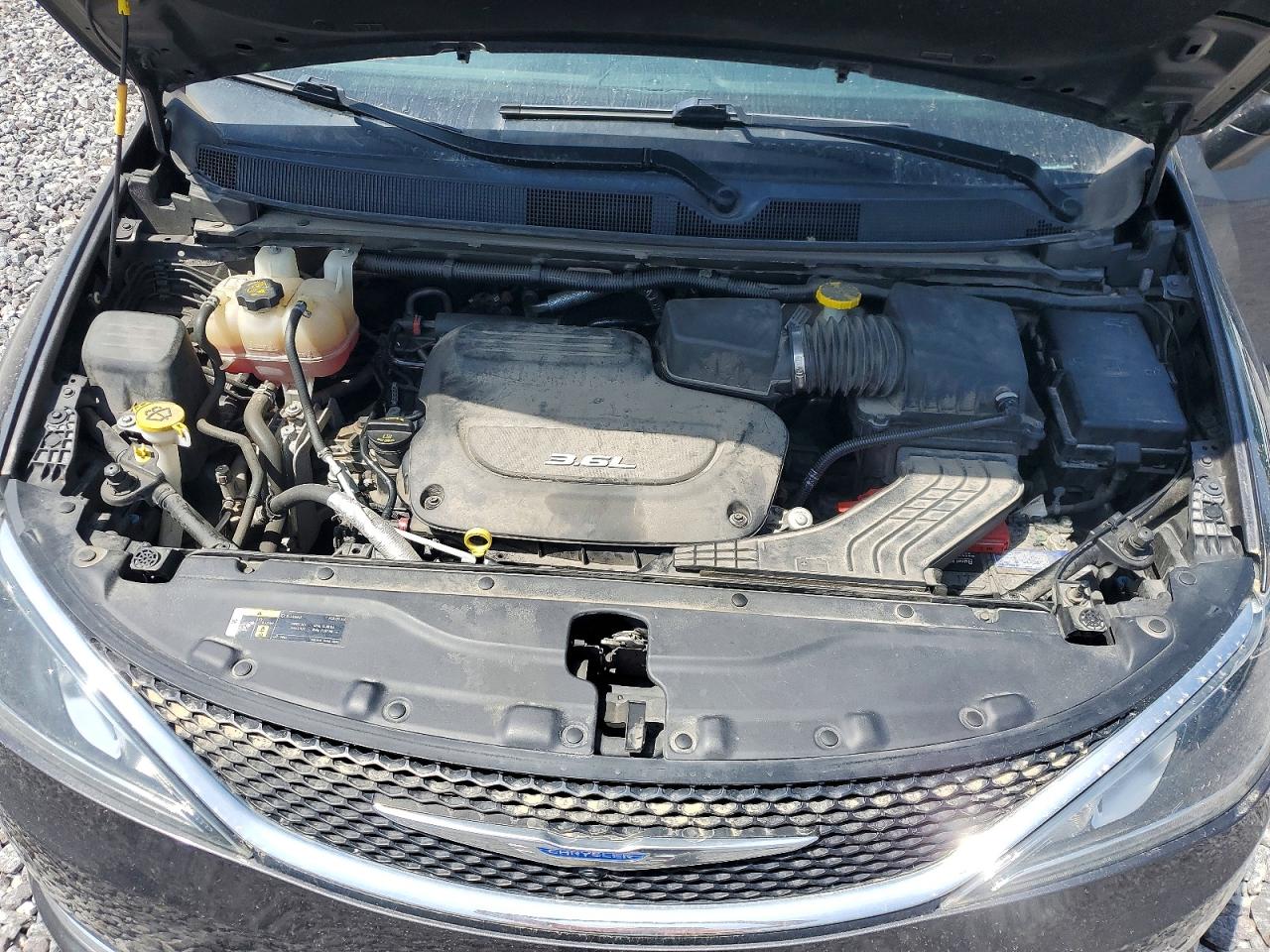 Chrysler Pacifica Touring L Plus