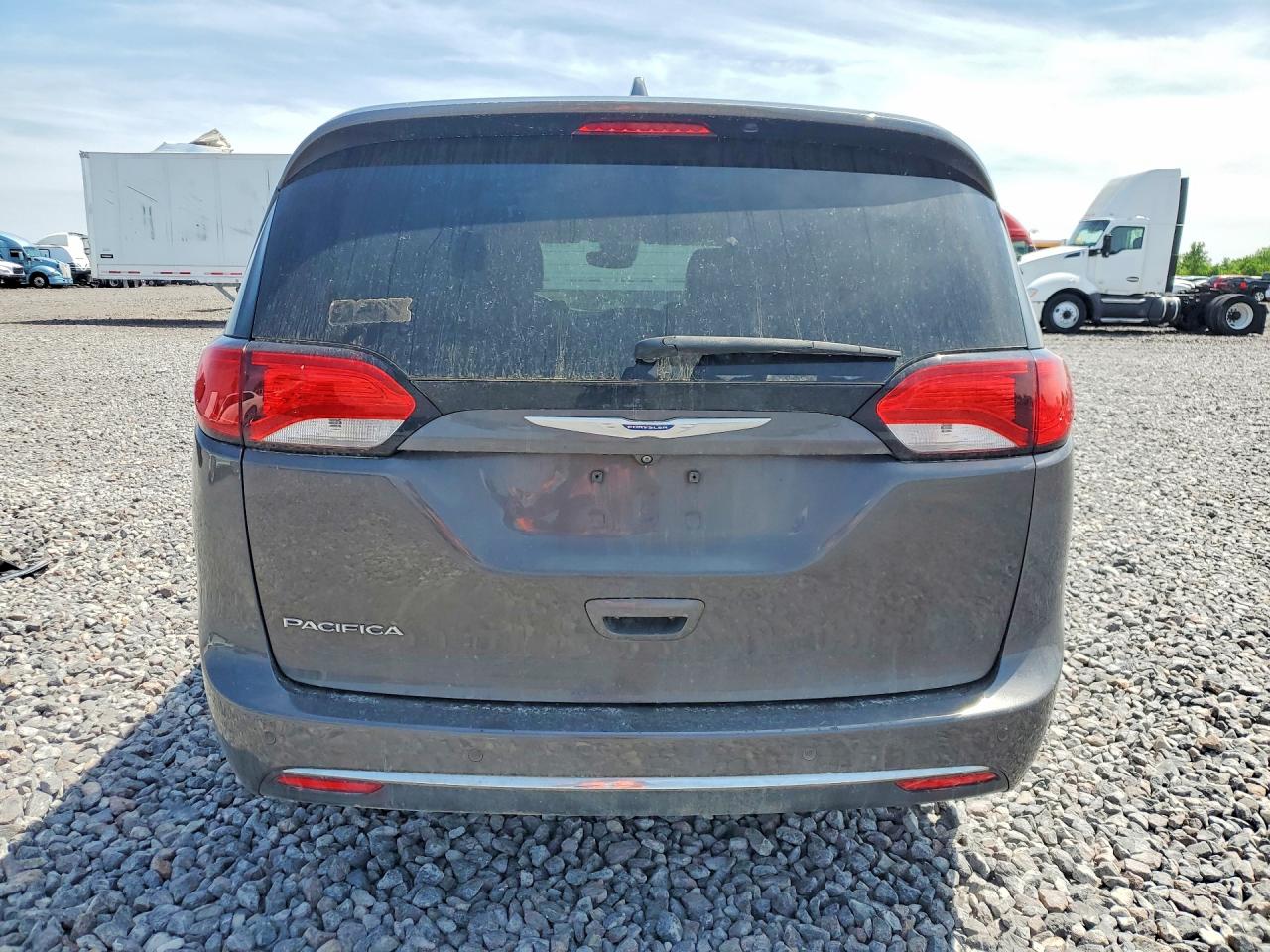 Chrysler Pacifica Touring L Plus