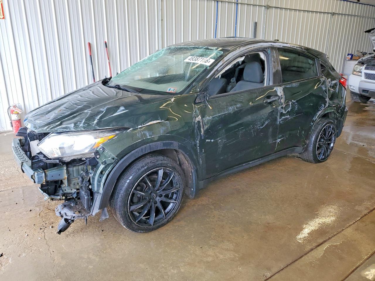 Salvage Honda HR-V Image