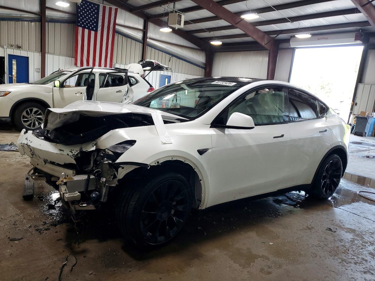 Salvage Tesla Model Y Image
