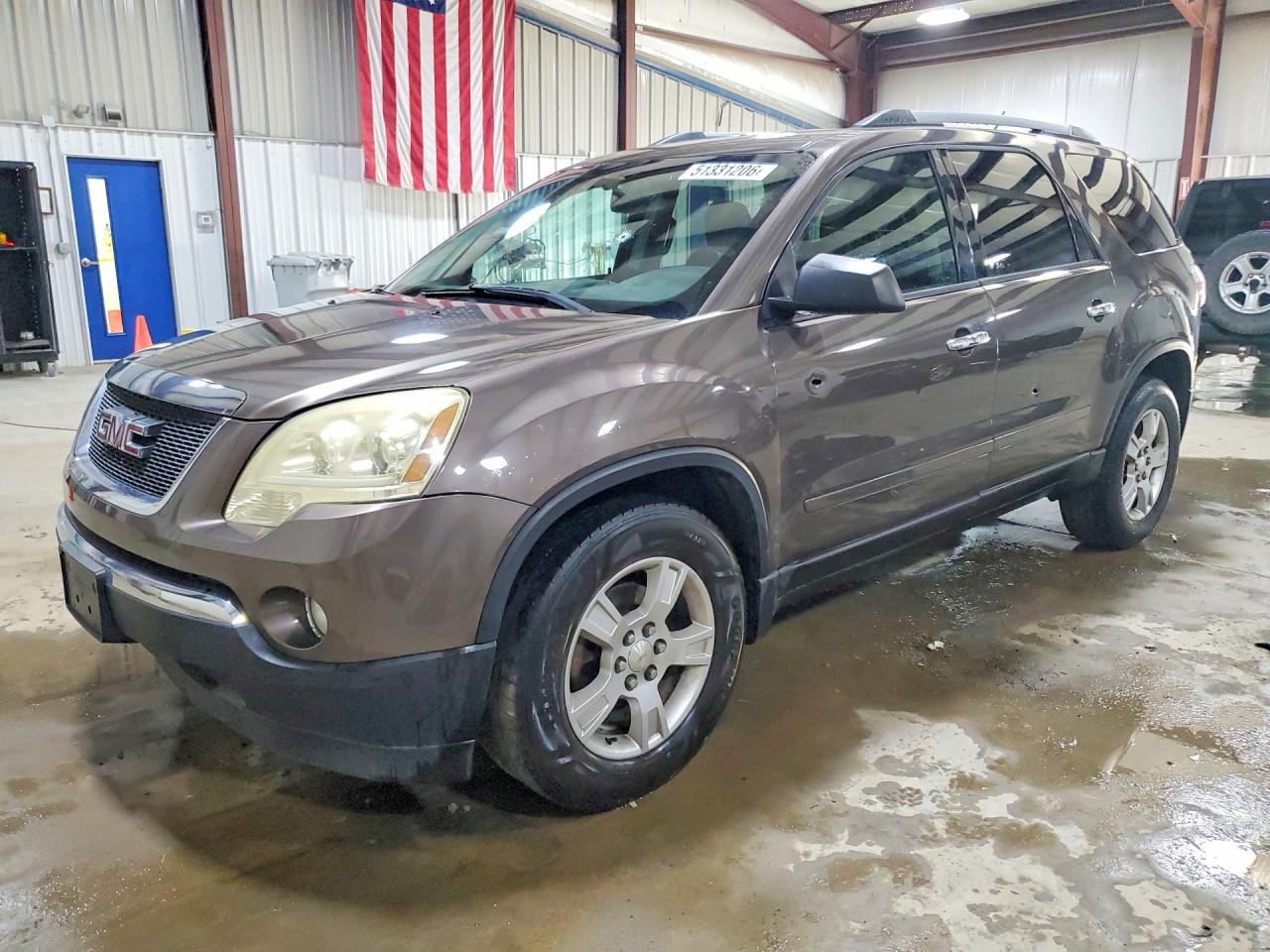 Salvage GMC Acadia Image