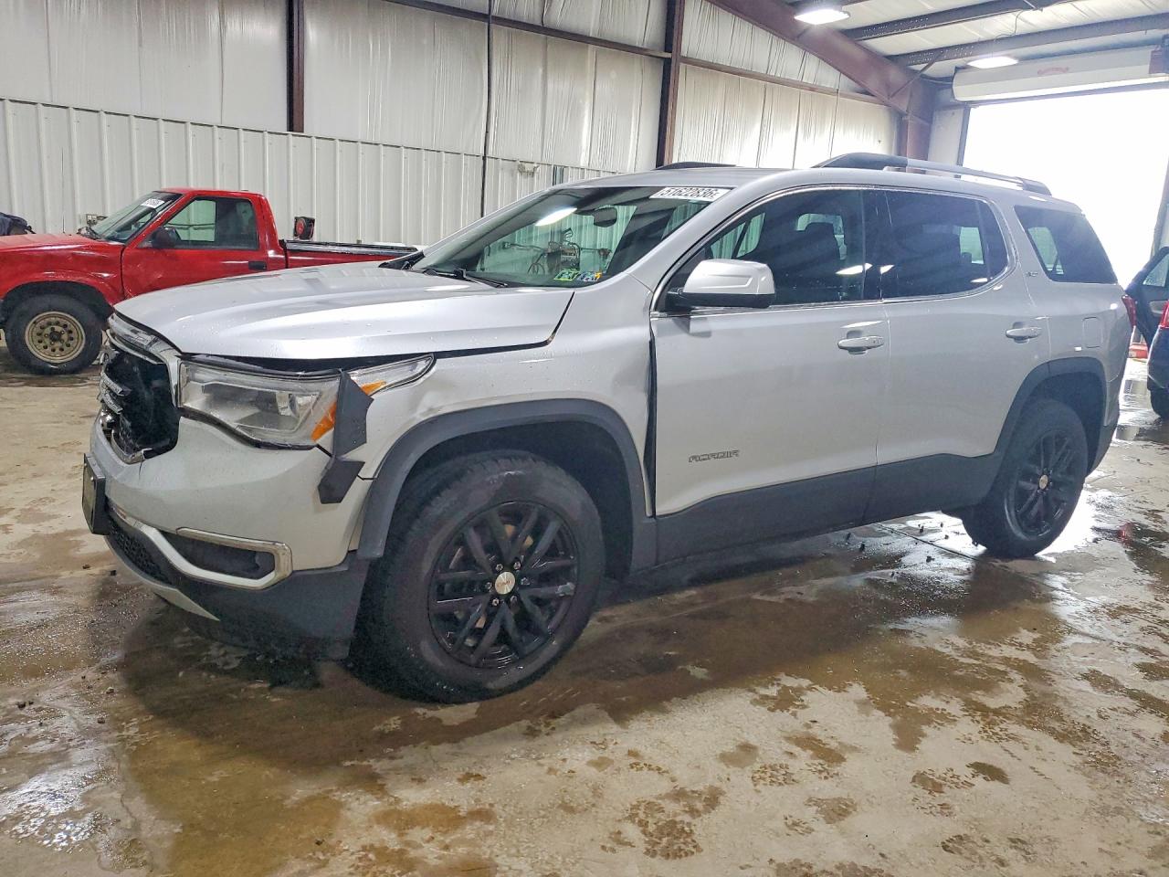 Salvage GMC Acadia Image