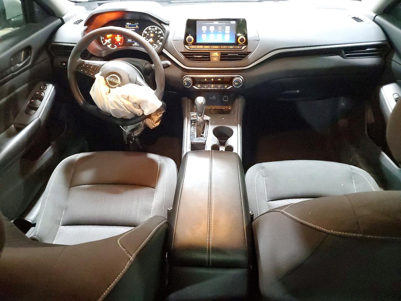 Nissan Altima S