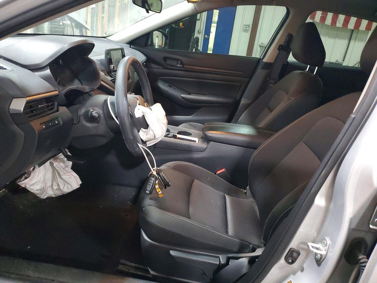 Nissan Altima S
