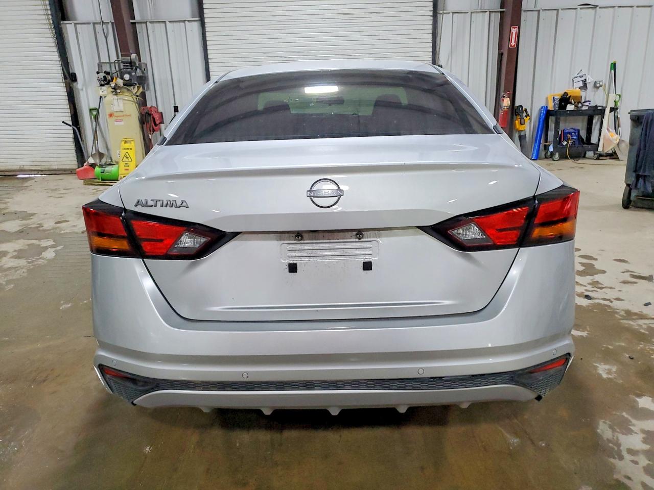 Nissan Altima S
