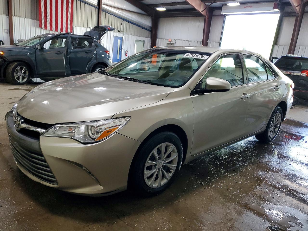 Salvage Toyota Camry Image
