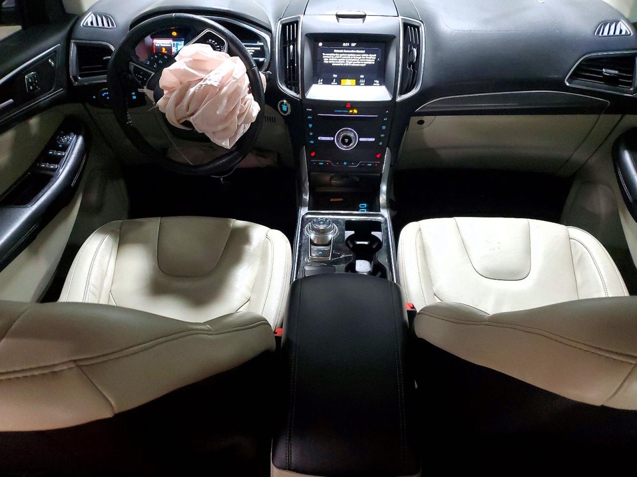Ford Edge Titanium