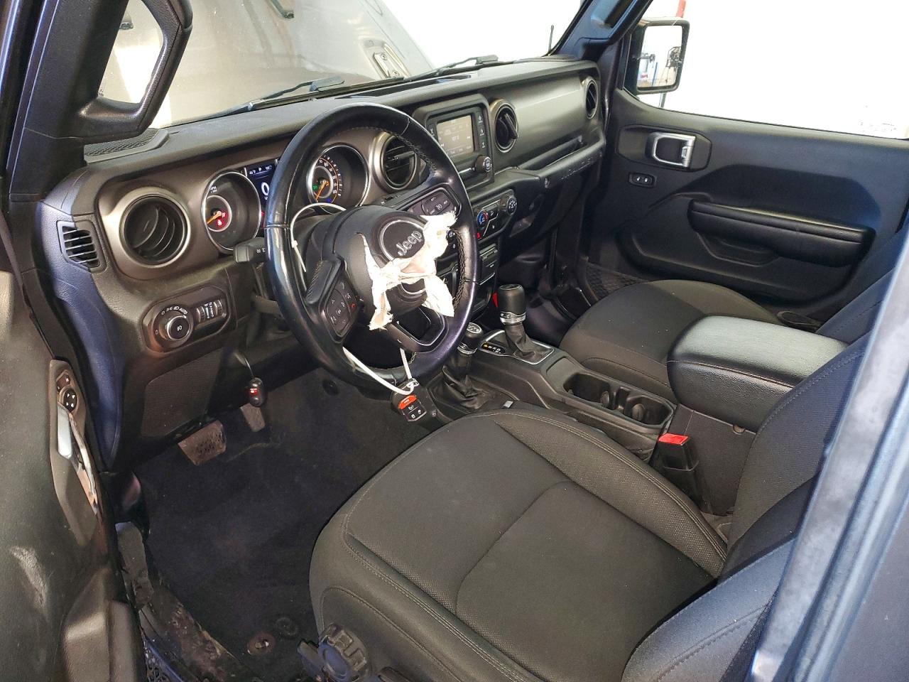 Jeep Wrangler Sport