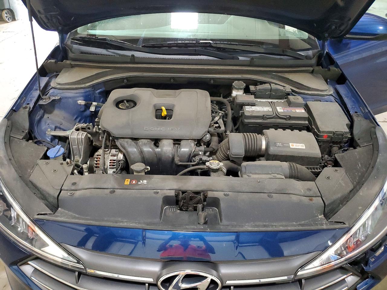 Hyundai ELANTRA Sel