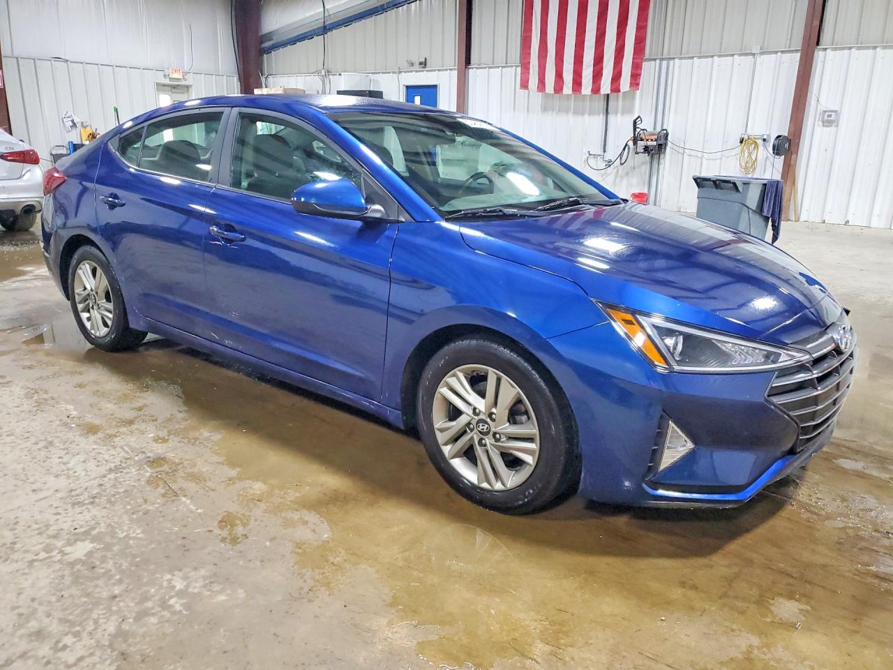 Hyundai ELANTRA Sel