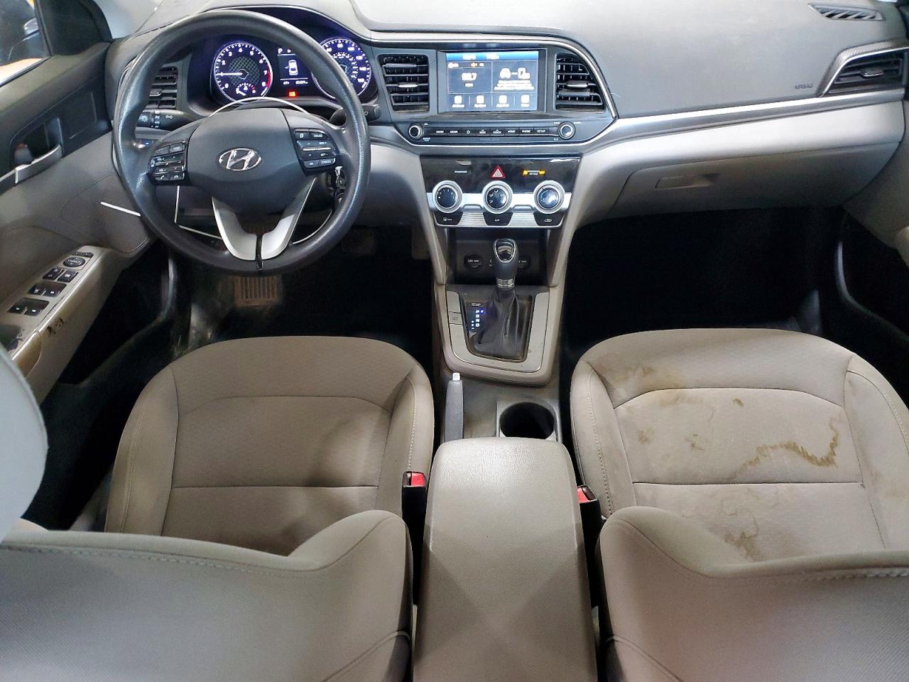 Hyundai ELANTRA Sel