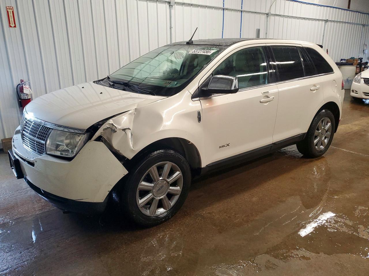Salvage Lincoln MKX Image