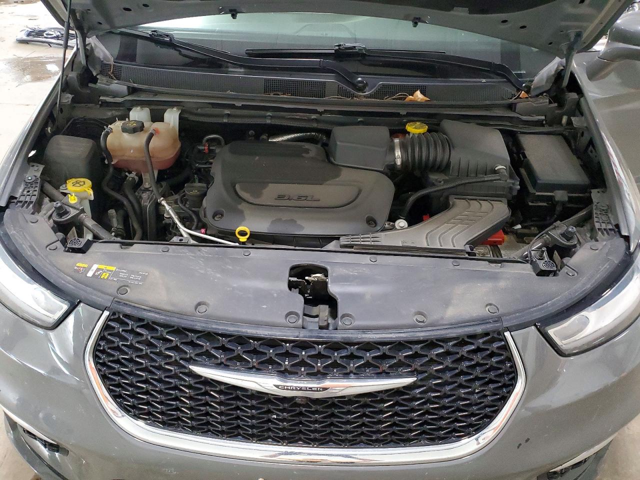Chrysler Pacifica Touring L