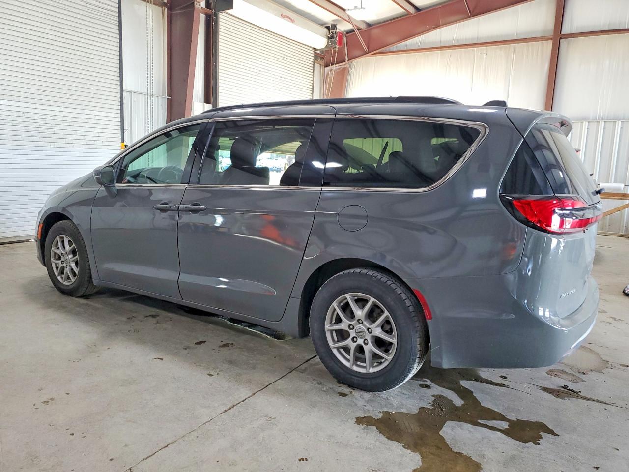 Chrysler Pacifica Touring L