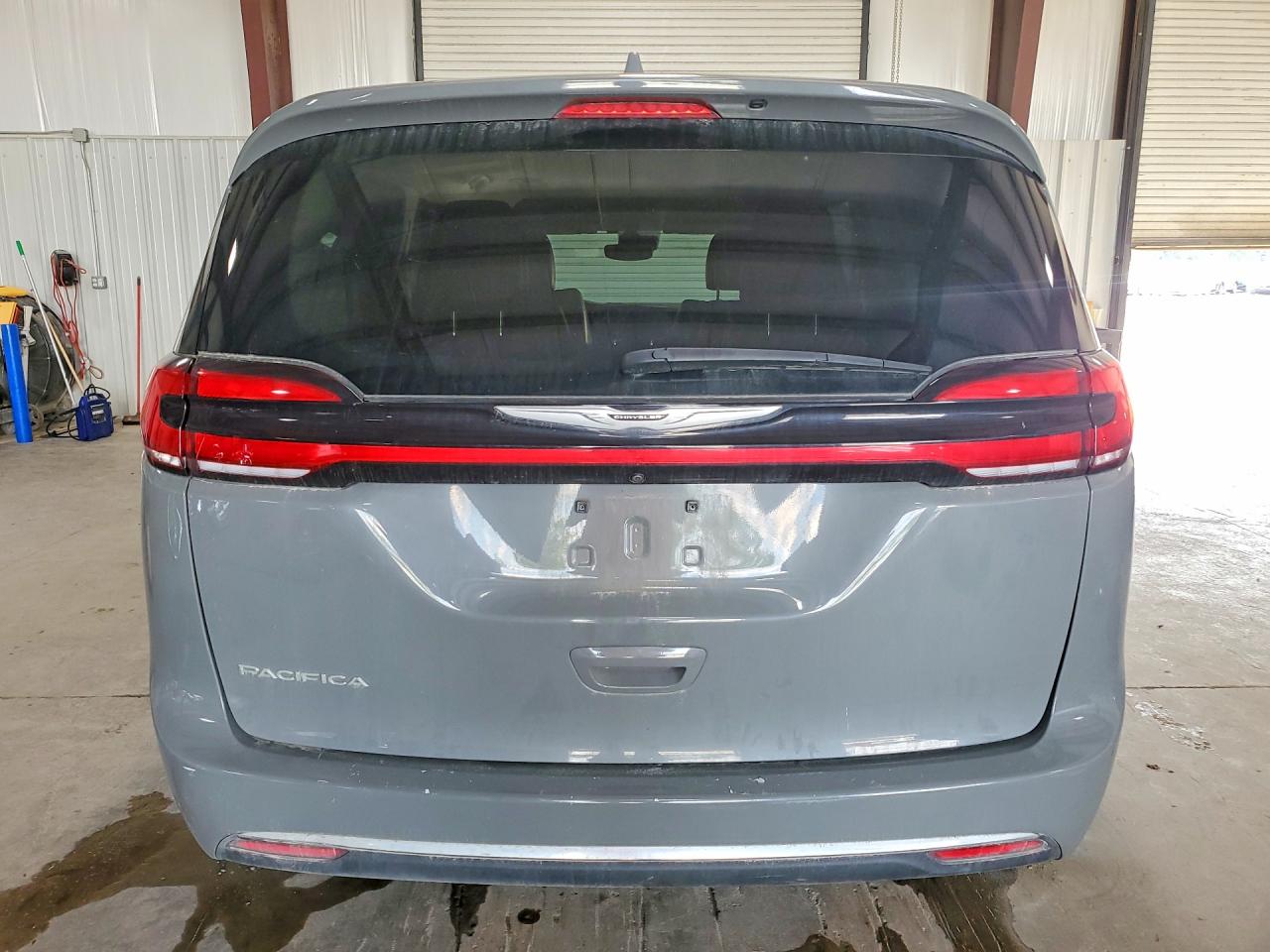 Chrysler Pacifica Touring L