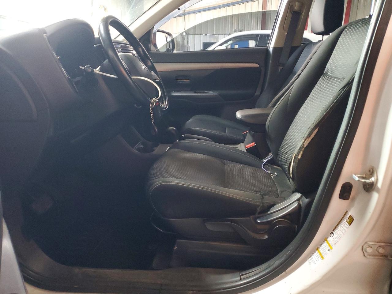 Mitsubishi Outlander Se